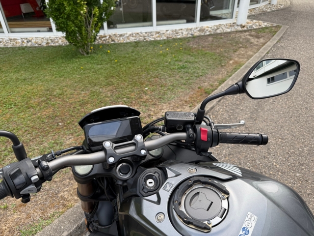 Honda - CB650RAN
