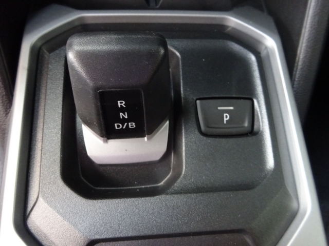 Dacia - DUSTER JOURNEY HYBRID 140