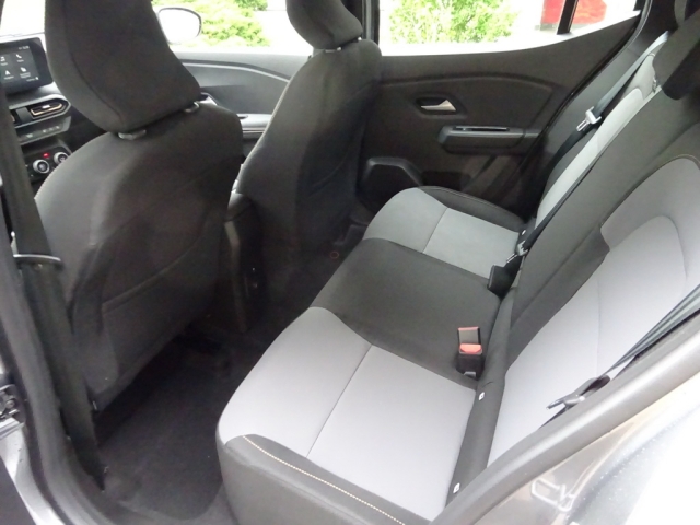 Dacia - SANDERO STEPWAY EXTREME+TCe 90
