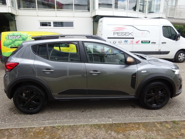 Dacia - SANDERO STEPWAY EXTREME+TCe 90