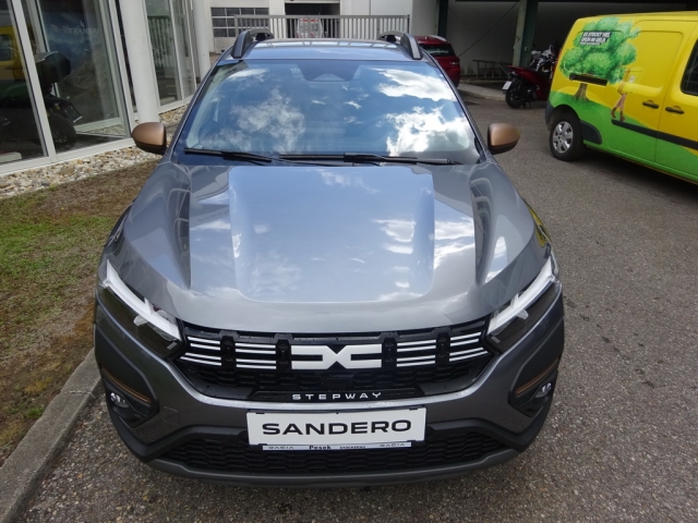 Dacia - SANDERO STEPWAY EXTREME+TCe 90