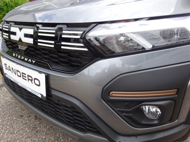 Dacia - SANDERO STEPWAY EXTREME+TCe 90