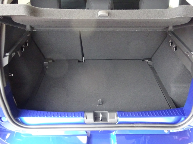 Dacia - SANDERO STEPWAY EXTREME TCe 90