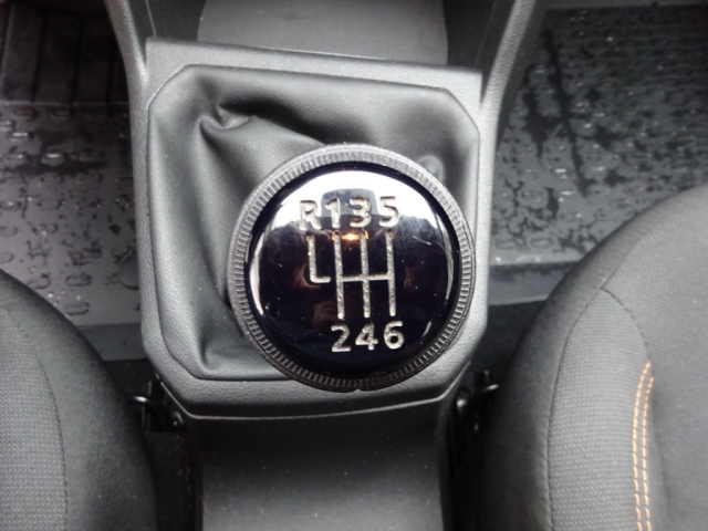 Dacia - SANDERO Stepway Essential TCe 90