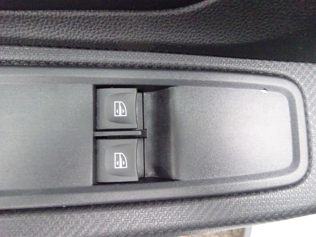 Dacia - SANDERO Stepway Essential TCe 90