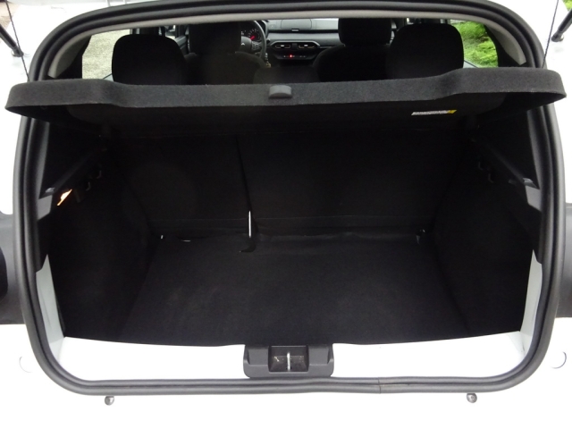 Dacia - SANDERO Stepway Essential TCe 90