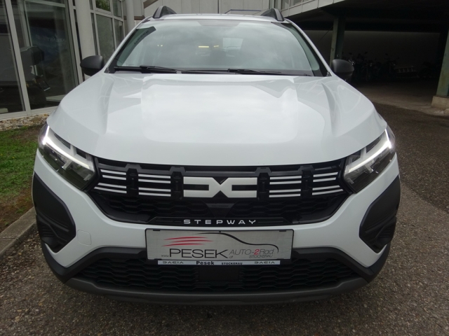 Dacia - SANDERO Stepway Essential TCe 90