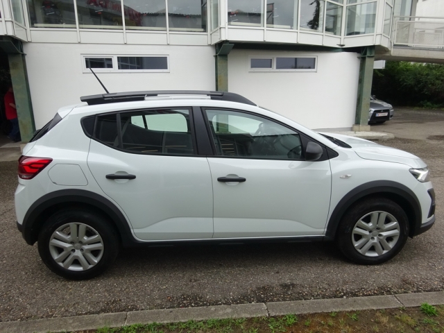 Dacia - SANDERO Stepway Essential TCe 90