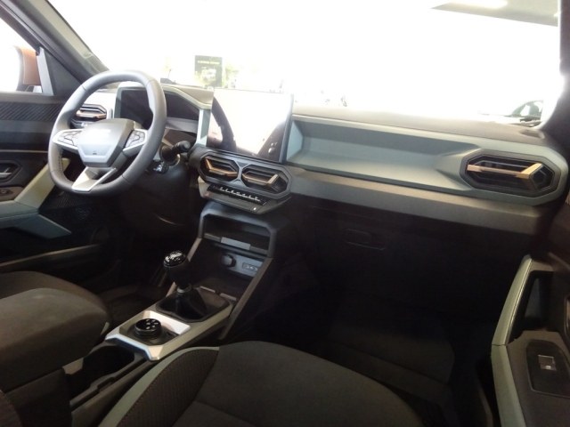 Dacia - BIGSTER EXTREME MILD HYBRID 130 4X4