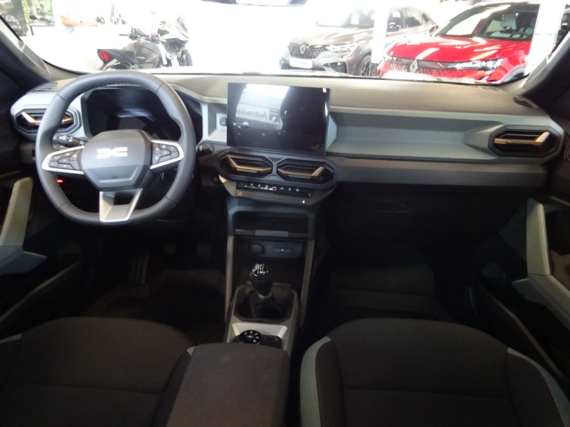 Dacia - BIGSTER EXTREME MILD HYBRID 130 4X4