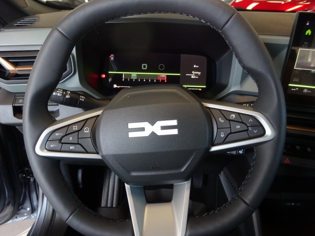 Dacia - BIGSTER EXTREME MILD HYBRID 130 4X4