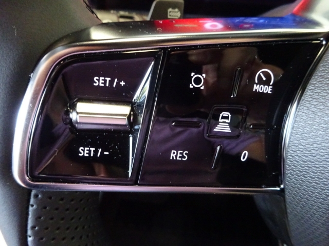 Renault - SCENIC E-TECH ELECTRIC Iconic 220 PS long range (MY25)