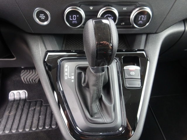 Renault - Grand Kangoo Techno TCe 130 EDC MY24