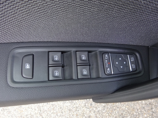 Renault - Grand Kangoo Techno TCe 130 EDC MY24
