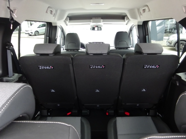 Renault - Grand Kangoo Techno TCe 130 EDC MY24