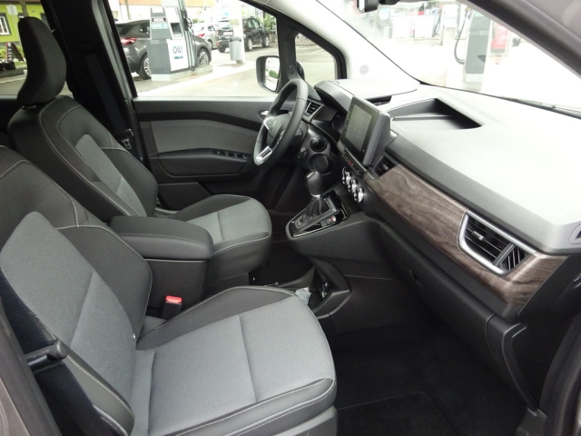 Renault - Grand Kangoo Techno TCe 130 EDC MY24