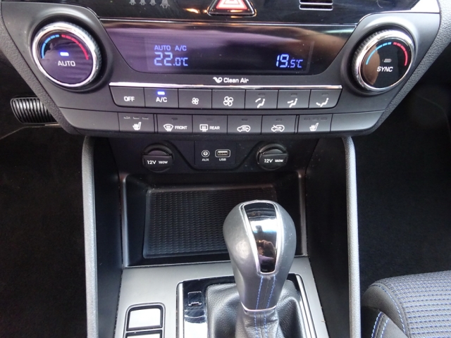 Hyundai - TUCSON 1,7 CRDi Business DCT