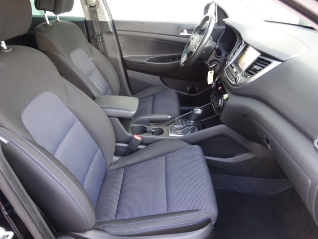 Hyundai - TUCSON 1,7 CRDi Business DCT