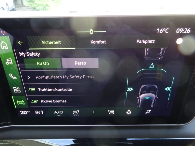 Renault - RENAULT 4 E-TECH ELECTRIC Iconic 150 PS comfort range