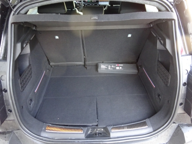 Renault - RENAULT 4 E-TECH ELECTRIC Iconic 150 PS comfort range