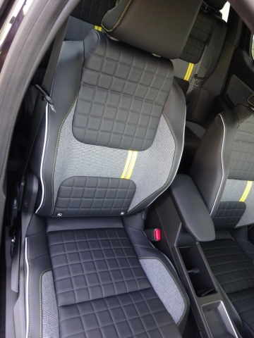 Renault - RENAULT 4 E-TECH ELECTRIC Iconic 150 PS comfort range