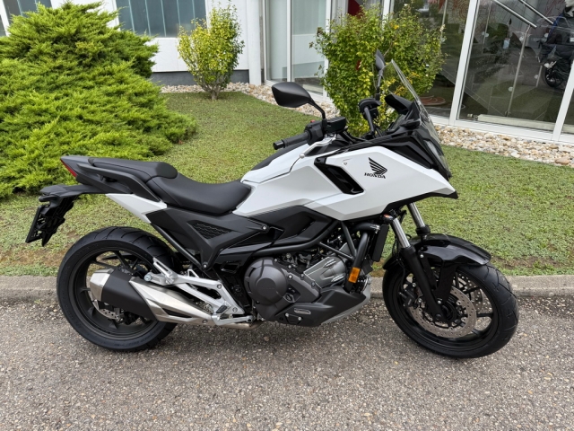 Honda - NC 750X DCT