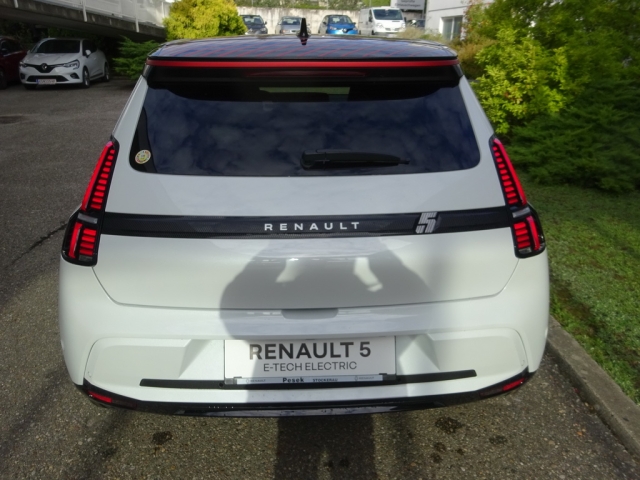 Renault - 5 E-TECH ELECTRIC ICONIC FIVE 150PS COMFORT RANGE