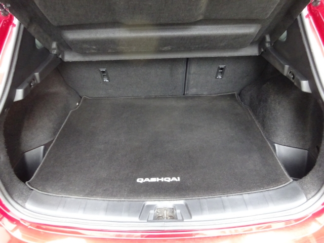 Nissan - QASHQAI N-MOTION 1,3 DIG-T 160 PS