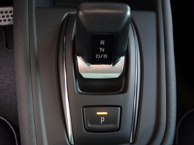 Renault - CAPTUR ESPRIT ALPINE FULL HYBRID E-TECH 160