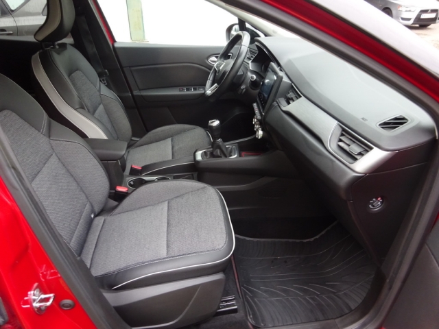 Renault - CAPTUR INTENS TCe 100