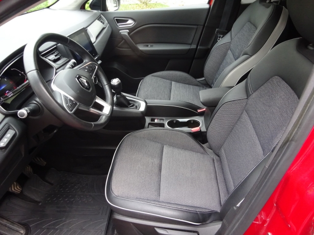 Renault - CAPTUR INTENS TCe 100