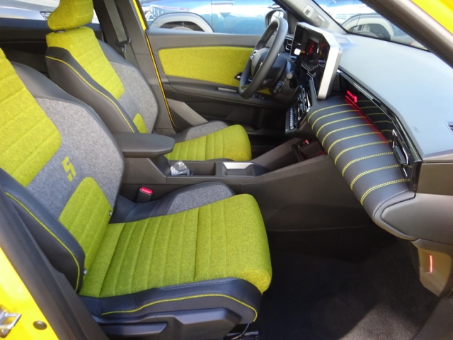 Renault - RENAULT 5 E-TECH ELECTRIC Iconic Five 150 PS comfort range
