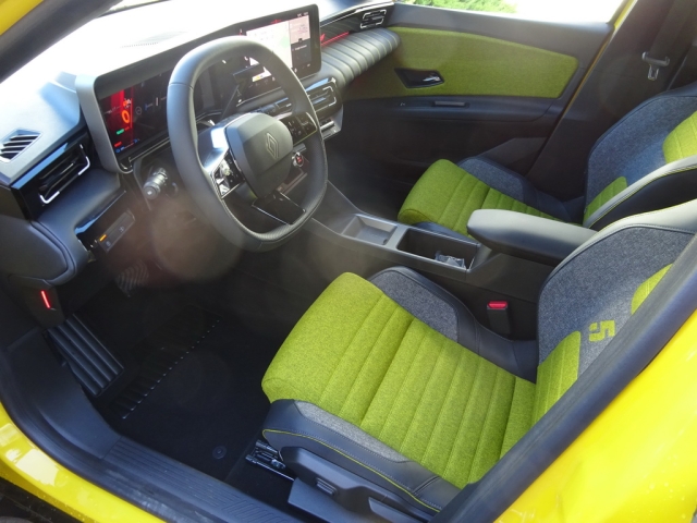 Renault - RENAULT 5 E-TECH ELECTRIC Iconic Five 150 PS comfort range
