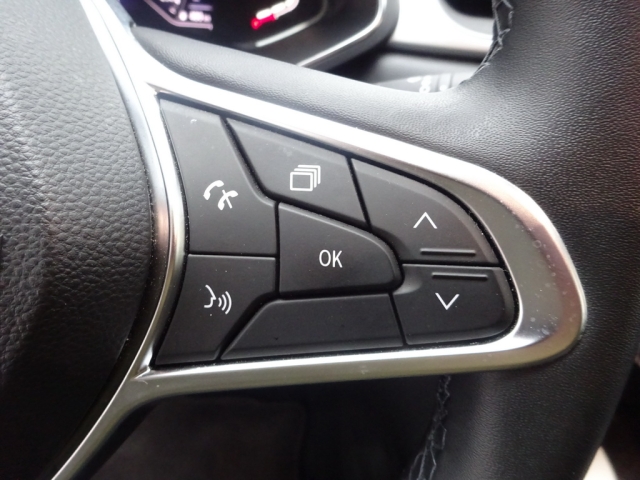 Renault - CAPTUR INTENS TCe 90 (2IM6)