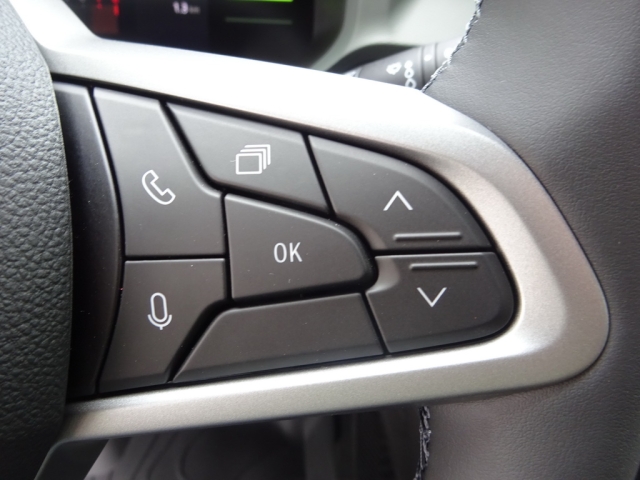 Dacia - DUSTER EXTREME MILD HYBRID 130 4X4