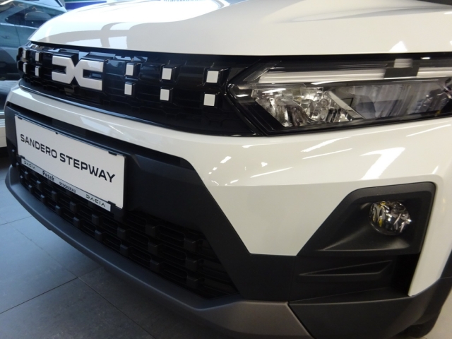 Dacia - SANDERO STEPWAY EXPRESSION TCe 110
