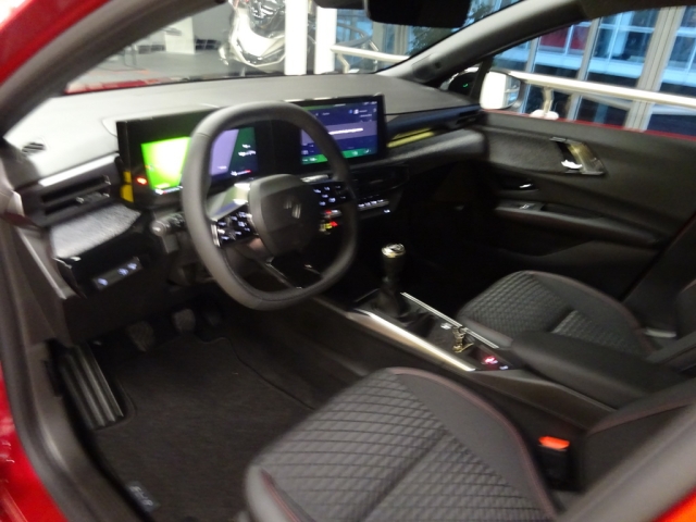 Renault - NEUER CLIO Techno TCe 115