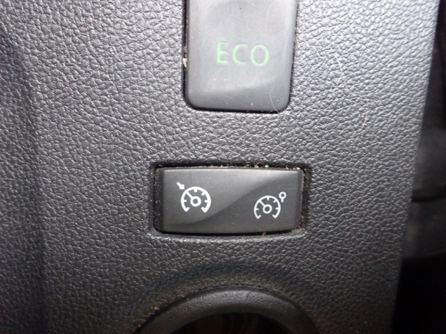 Renault - CAPTUR Intens ENERGY TCe 120