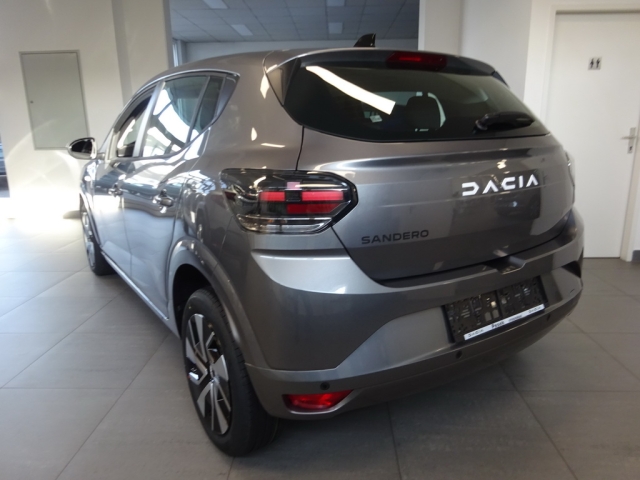 Dacia - SANDERO EXPRESSION TCe 100