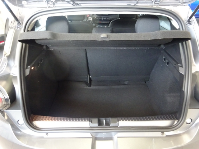 Dacia - SANDERO EXPRESSION TCe 100