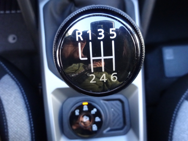 Dacia - DUSTER JOURNEY MILD HYBRID 130 4X4