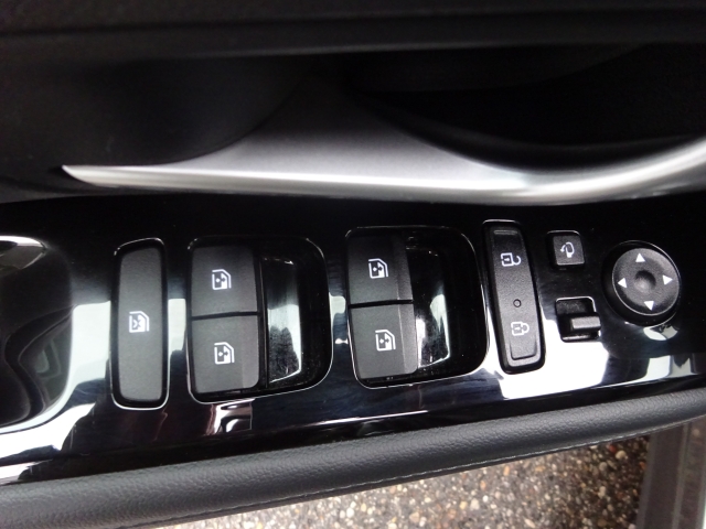 Hyundai - Tucson NX4 Prestige Line 1,6 T-GDi PHEV 4WD AT