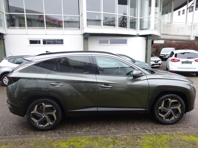 Hyundai - Tucson NX4 Prestige Line 1,6 T-GDi PHEV 4WD AT