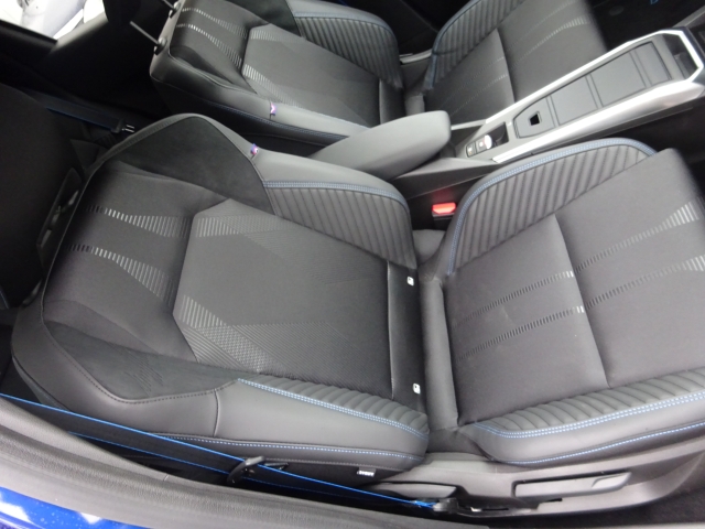 Renault - NEUER CLIO Esprit Alpine Full Hybrid E-Tech 160