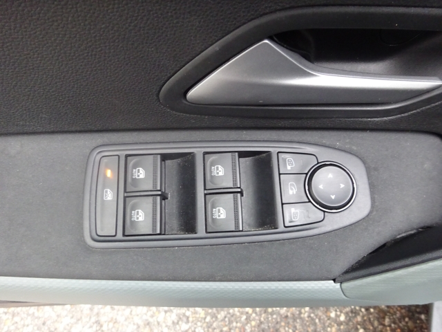 Dacia - DUSTER EXTREME HYBRID 140