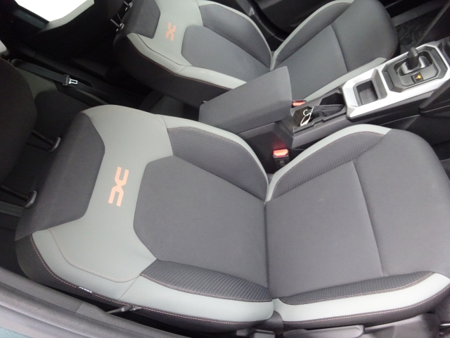 Dacia - DUSTER EXTREME HYBRID 140