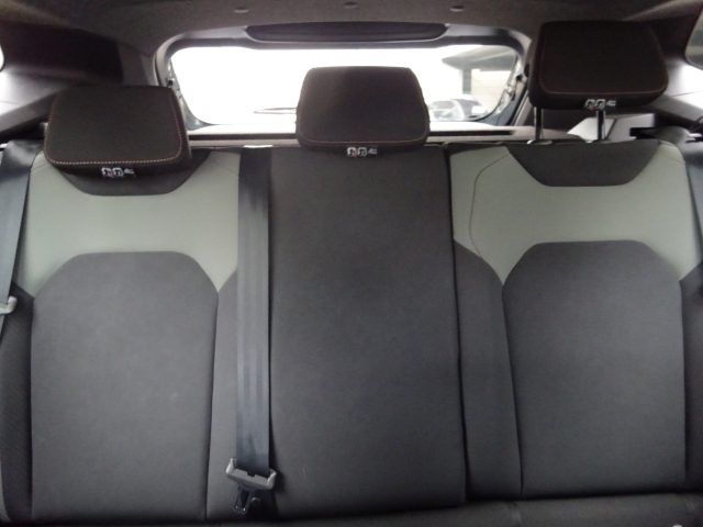 Dacia - DUSTER EXTREME HYBRID 140