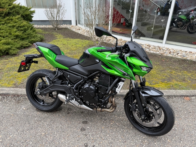 Kawasaki - Z 650 S