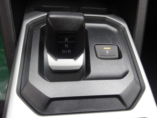 Dacia - DUSTER JOURNEY HYBRID 155