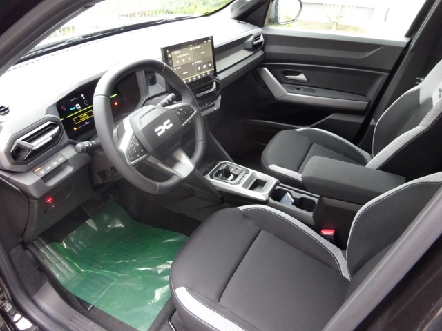 Dacia - DUSTER JOURNEY HYBRID 155